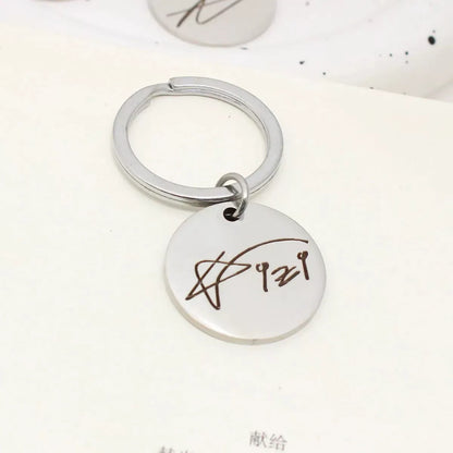 Alien Stage Character Autograph Stainless Steel Keychain - Engraved Idol Handwriting Disc Charm - ALNST Ivan Till Sua Mizi Metal Concert Keyring
